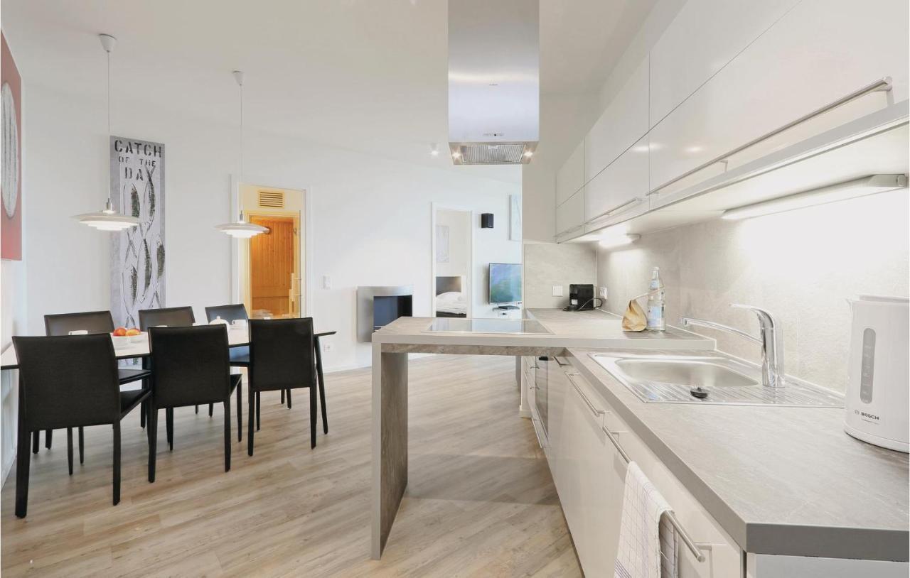 2 Bedroom Awesome Apartment In Luebeck Travemuende Buitenkant foto